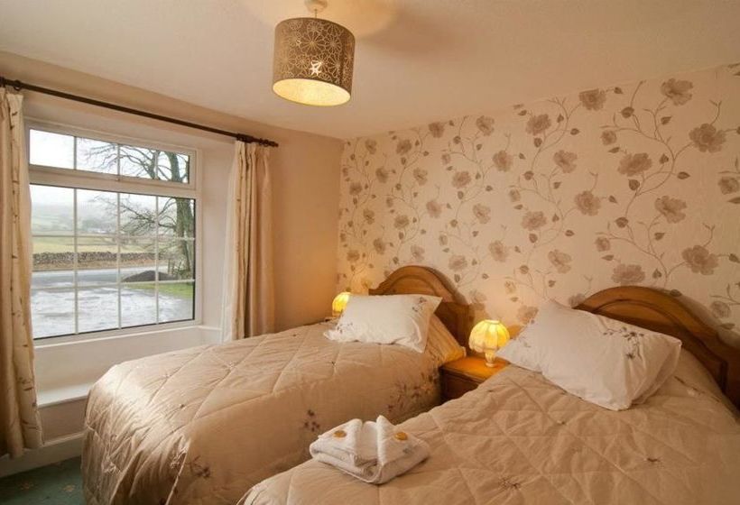 ホテル Fat Lamb Country Inn