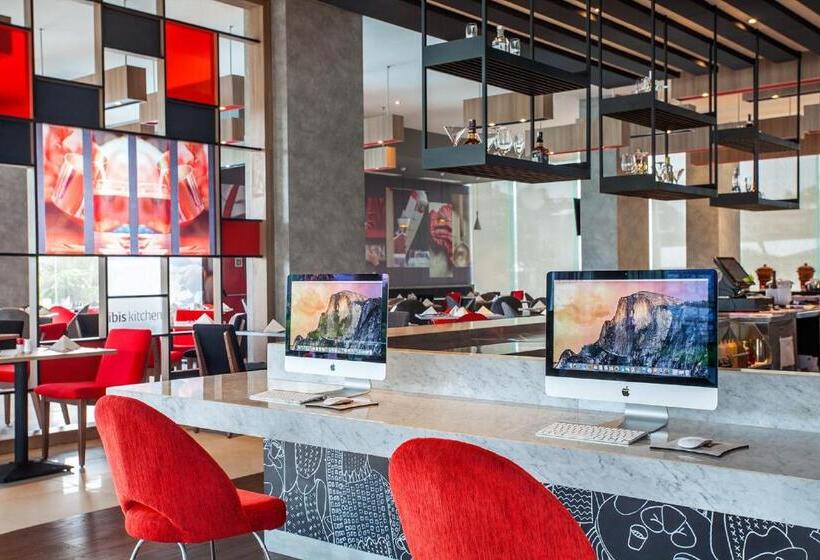 هتل Ibis Manado City Center Boulevard