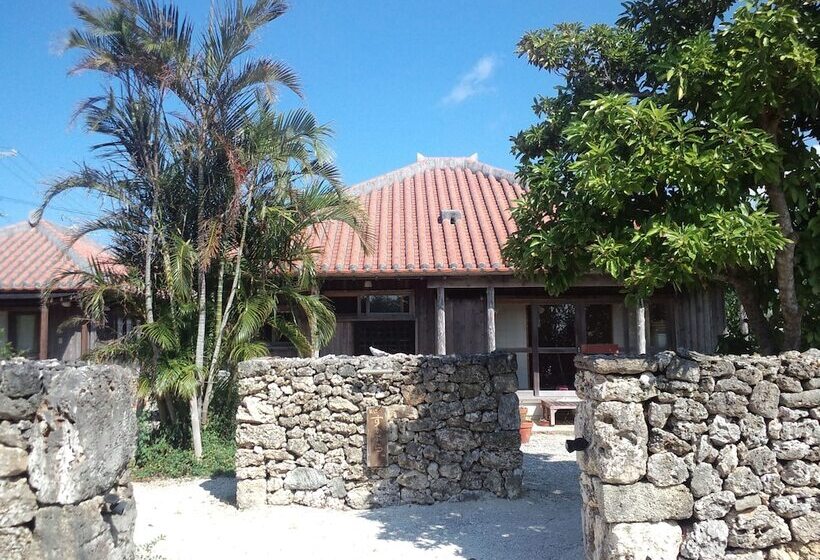 Отель Sukabura Inn