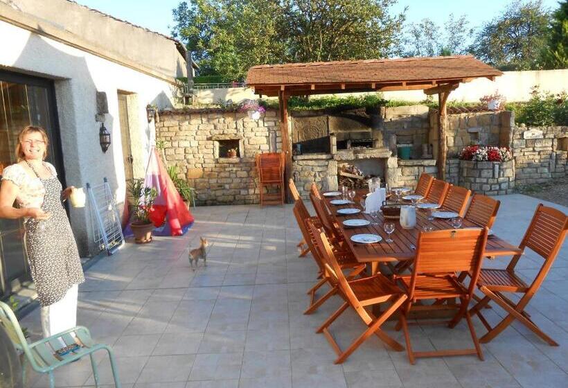 بنسيون La Ferme Des 3 Suissesses