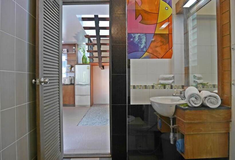 Suriya Som Villa