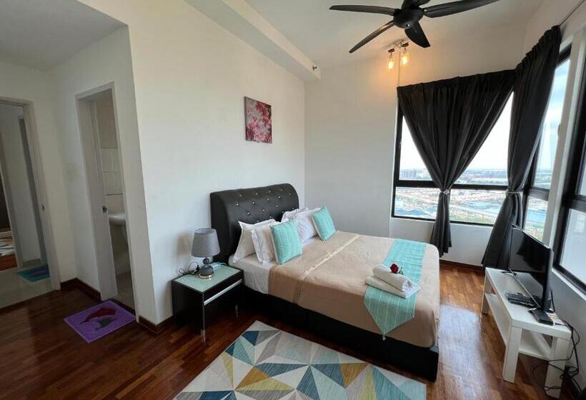 هتل D Gunduls Homestay Family Suite 2r 2b By Dgh I City