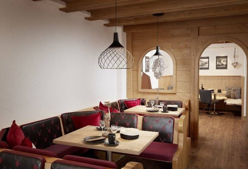 Maximilian Appartements