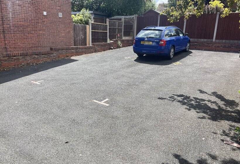 דירת נופש 3 Bed House In Stoke On Trent Free Sky Free Wifi