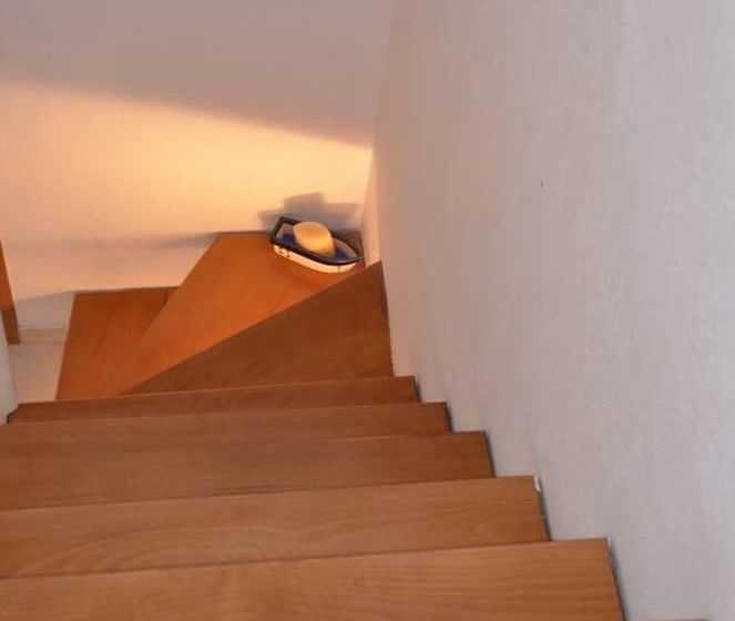 اقامتگاه Immaculate 3 Bed House In