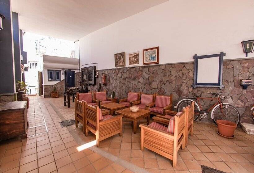 Servatur JB - Adults Only