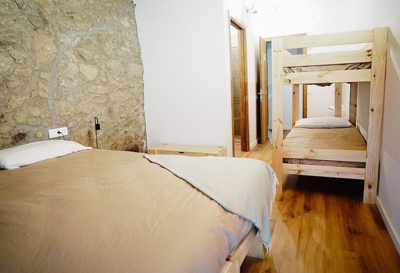 호스텔 Cases Altes De Posada