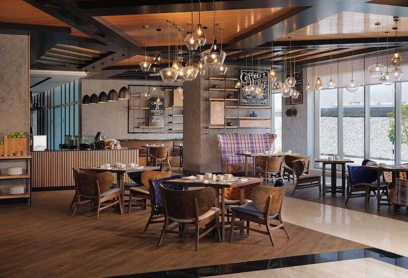 호텔 Doubletree By Hilton Muscat Qurum