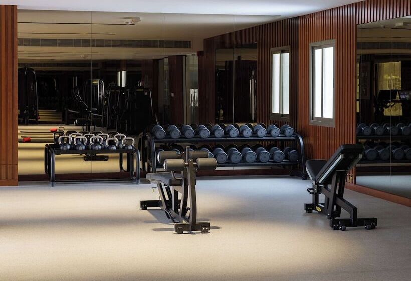 호텔 Doubletree By Hilton Muscat Qurum