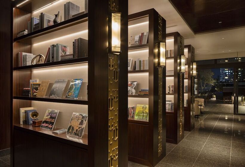 בית מלון כפרי Hilton Yokohama