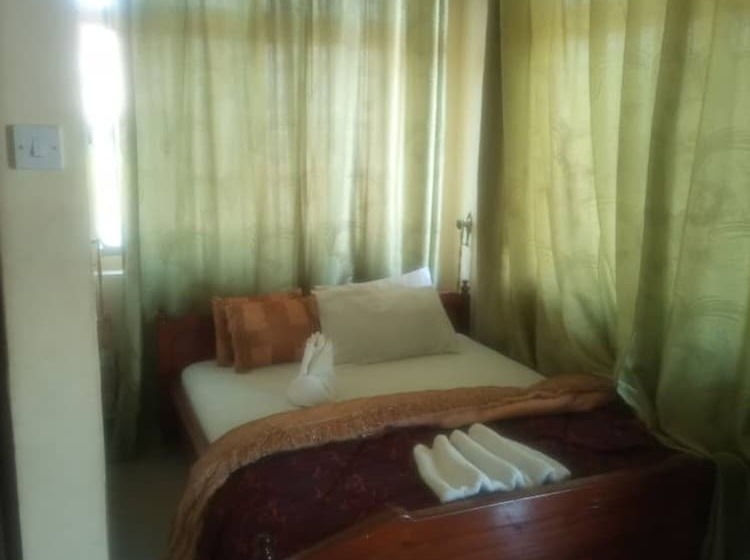 בית מלון כפרי Holmand