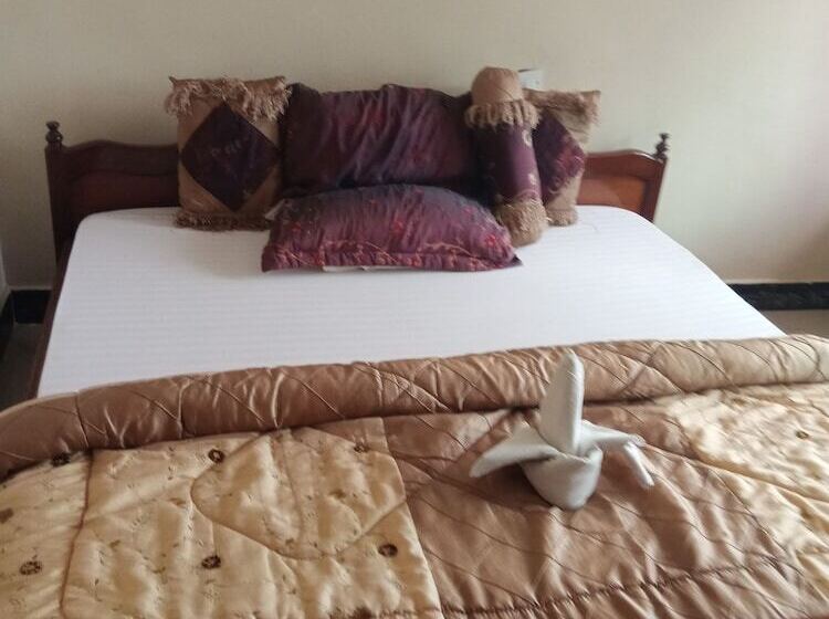 בית מלון כפרי Holmand