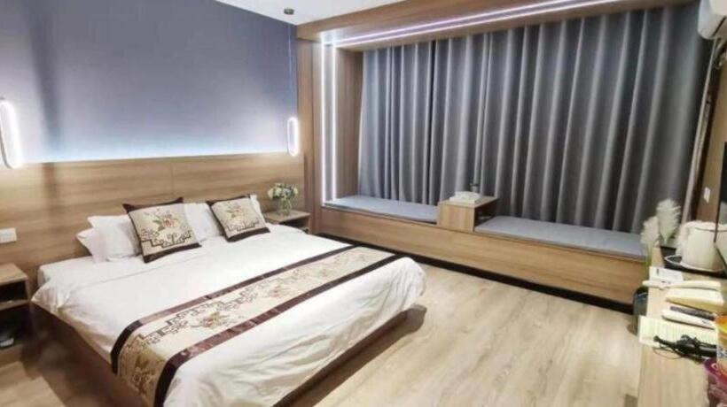 בית מלון כפרי Shell Zaozhuang Taierzhuang Ancient City East Gate