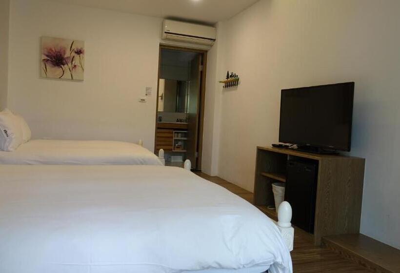 تختخواب و صبحانه Amy+ Bnb