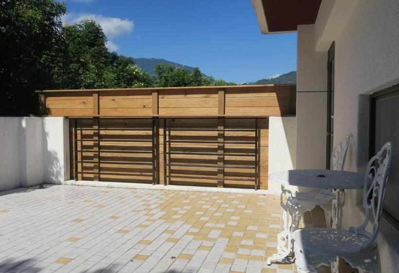 تختخواب و صبحانه Amy+ Bnb