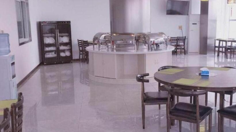 فندق Greentree Inn Binzhou Bus Station