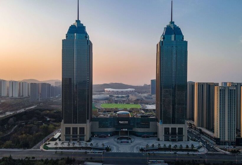 Отель Wyndham Grand Zaozhuang