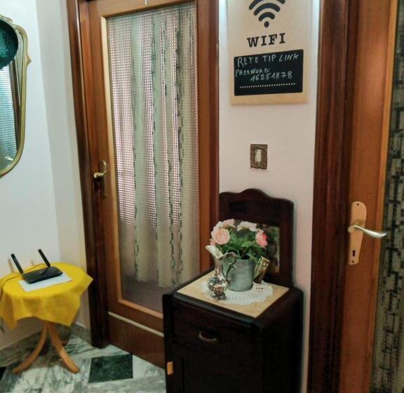 بنسيون Le Stanze Di Ginevra   Santa Maria A Vico