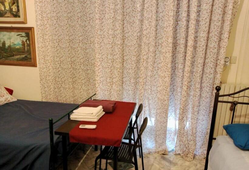 بنسيون Le Stanze Di Ginevra   Santa Maria A Vico