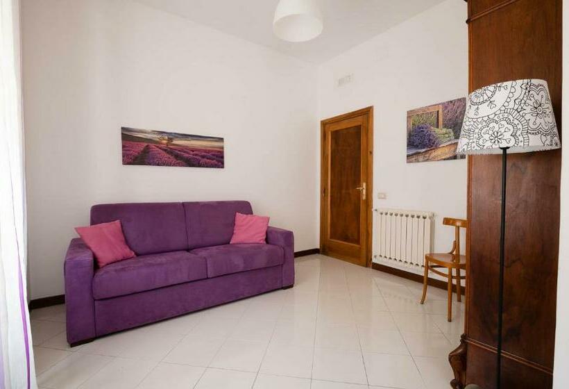 تختخواب و صبحانه Casa Di Nora