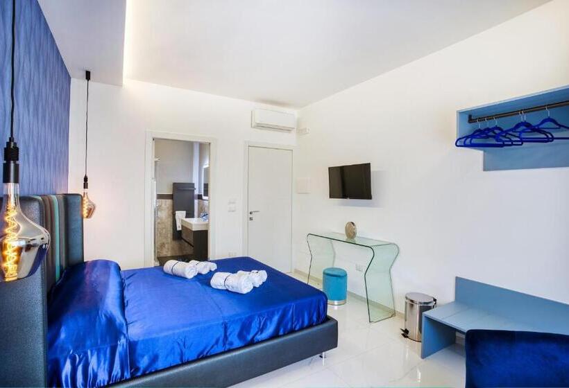 تختخواب و صبحانه Distinto Suite &s