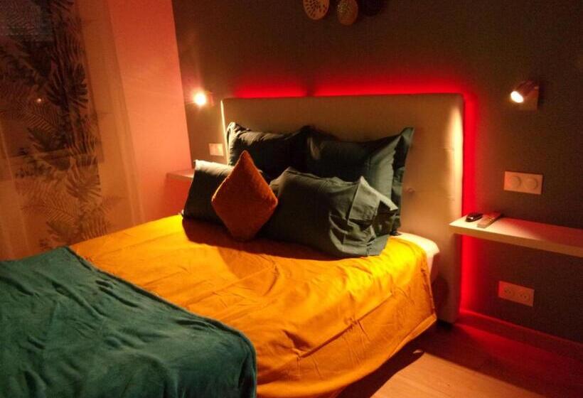 مبيت وإفطار Le Bourget   Suite Romantique