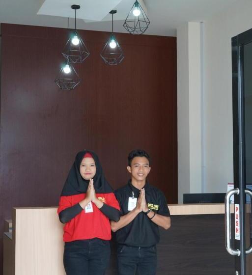 בית מלון כפרי Gold Line Guest House