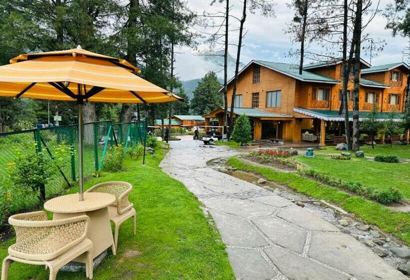호텔 Radisson Golf Resort Pahalgam