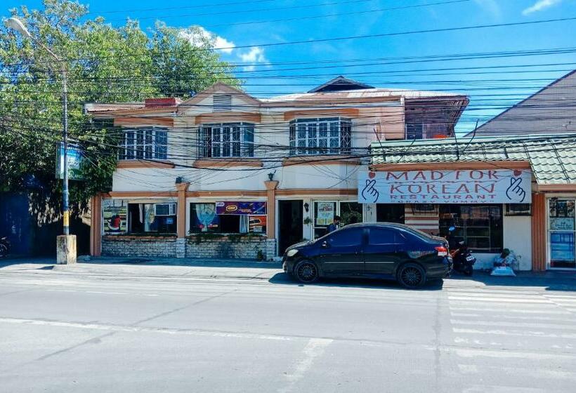 호텔 Reddoorz @ Plaza La Paz Iloilo City