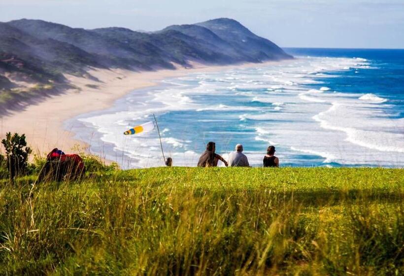 בית מלון כפרי Sky Island Resort