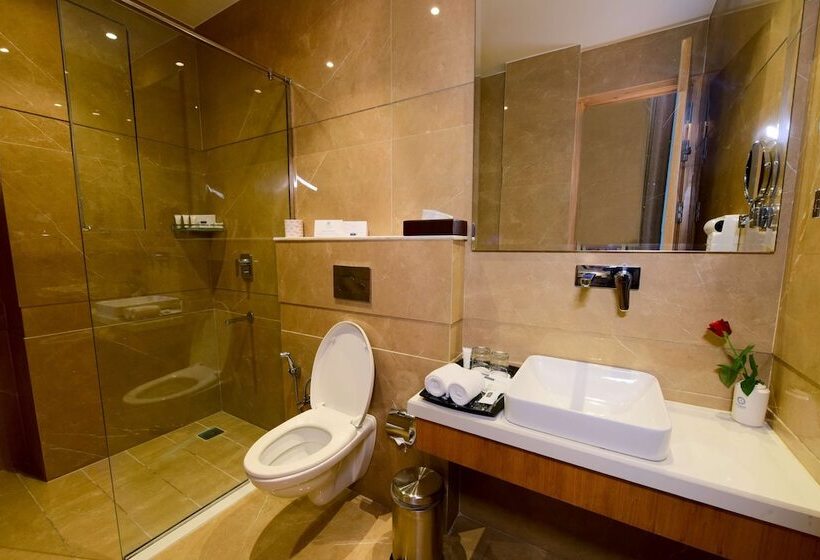 فندق Surestay By Best Western Model Town Amritsar