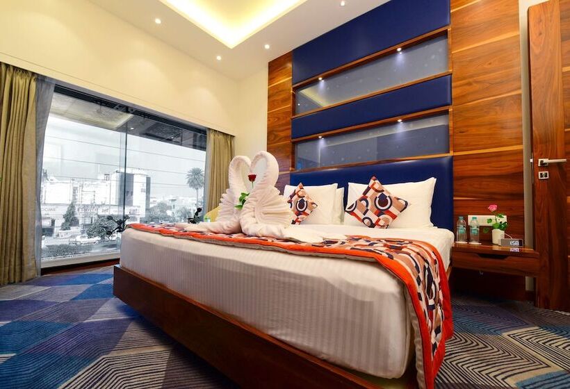 فندق Surestay By Best Western Model Town Amritsar