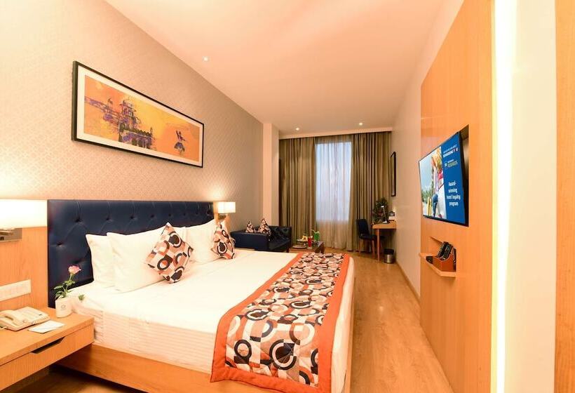 فندق Surestay By Best Western Model Town Amritsar
