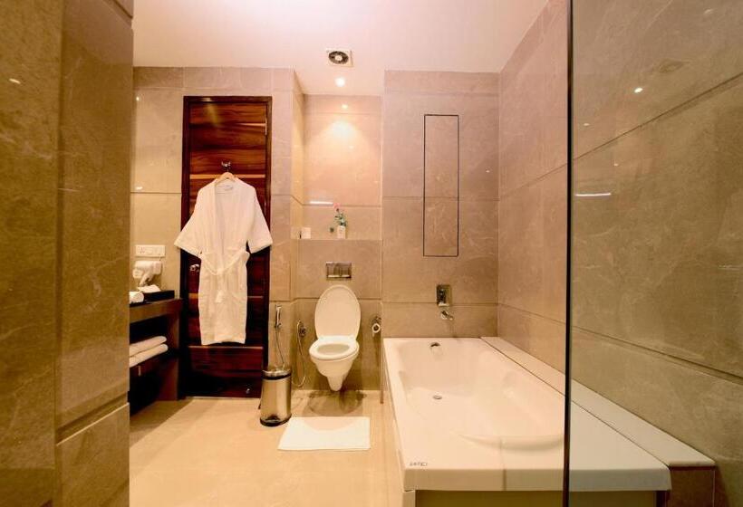 فندق Surestay By Best Western Model Town Amritsar