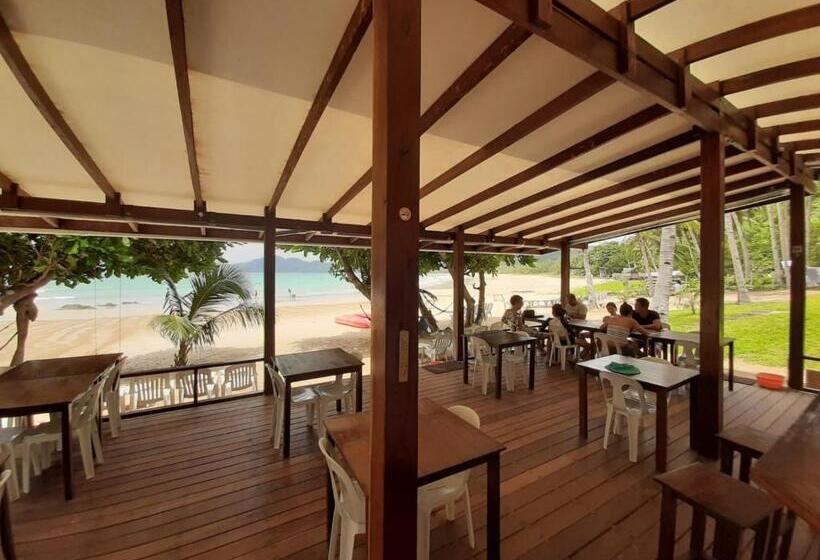 Albergue Duli Beach Resort