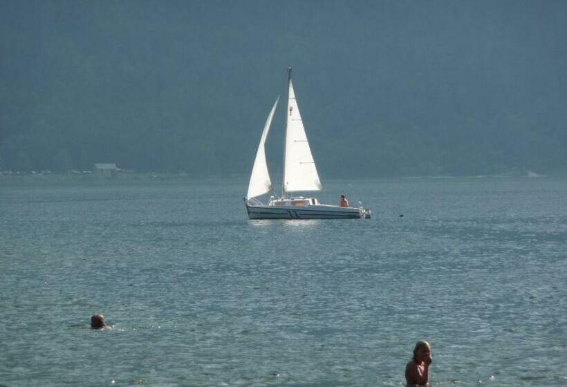 مبيت وإفطار Haus Salzkammergut