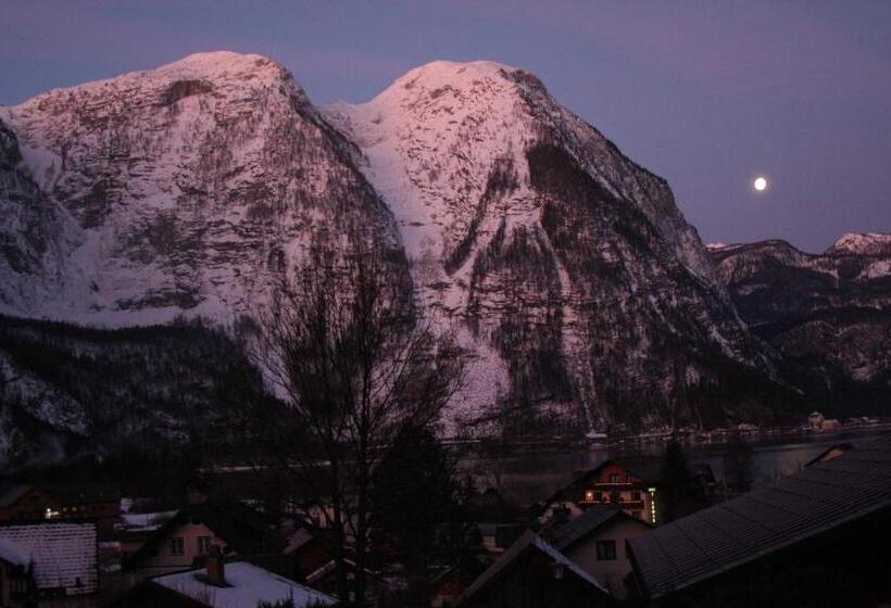 مبيت وإفطار Haus Salzkammergut