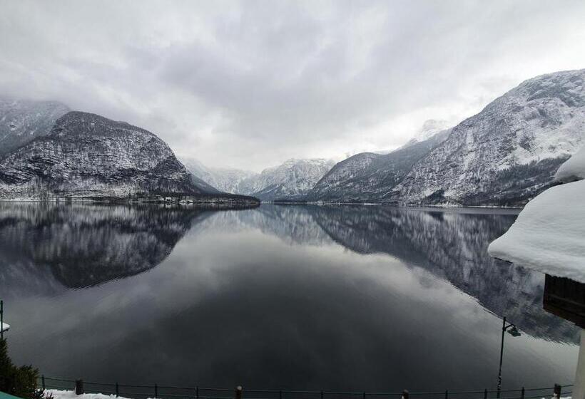 مبيت وإفطار Haus Salzkammergut