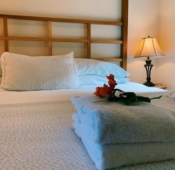 فندق Caye Casa