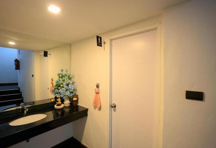 هتل Khonkaen Residence