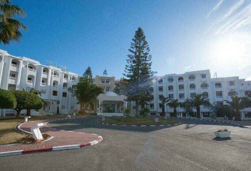 هتل Thapsus Beach Resort