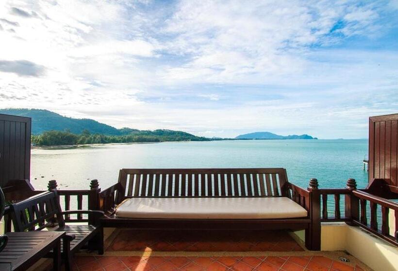 Racha Kiri Resort & Spa, Khanom