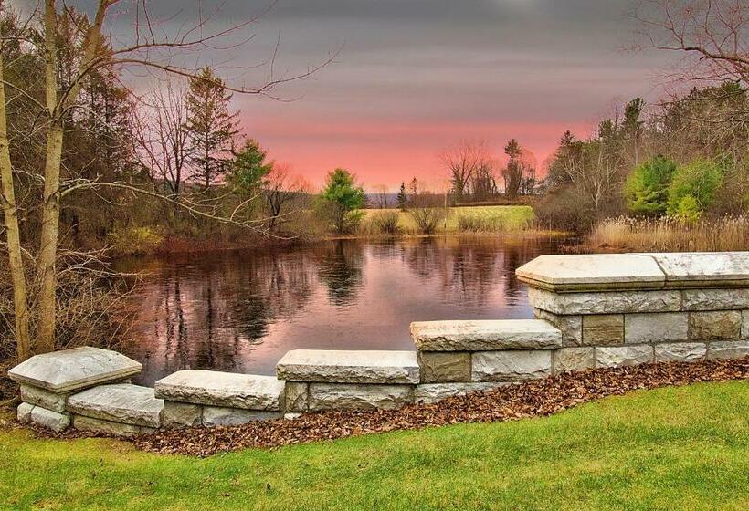 استراحتگاه The Ponds At Foxhollow