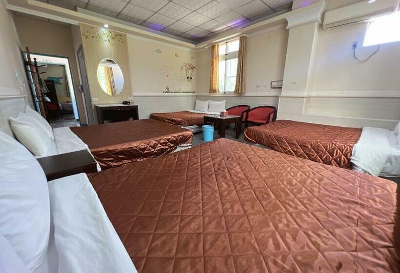 پانسیون 安德飯店