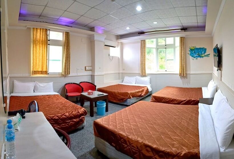 پانسیون 安德飯店