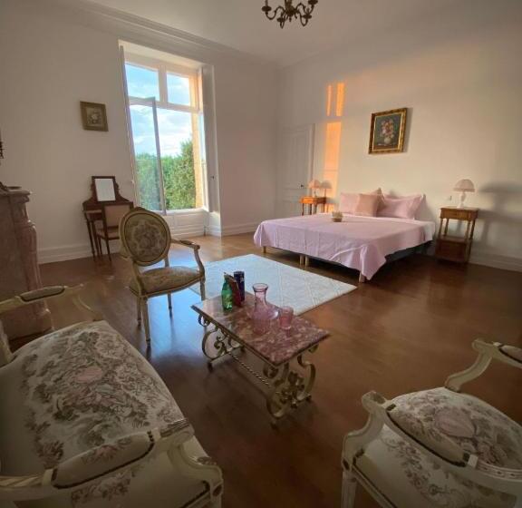 膳宿费 Chambres D Hôtes Au Château De Puycharnaud