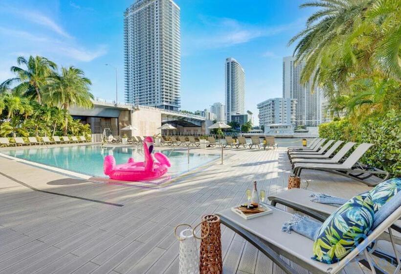 فندق صغير Infinite View Balcony Near Beach Pool