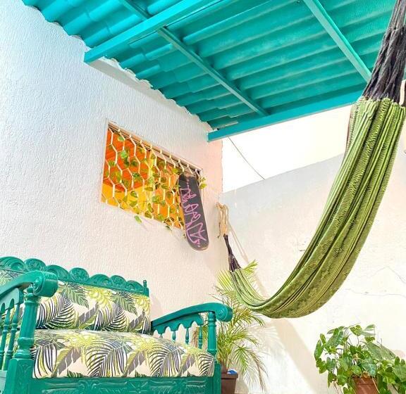 تختخواب و صبحانه Aurelia Compartida Hospedaje