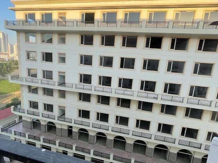 Flamingo Hotel Sector 67 I Studio Rooms I Gurgaon