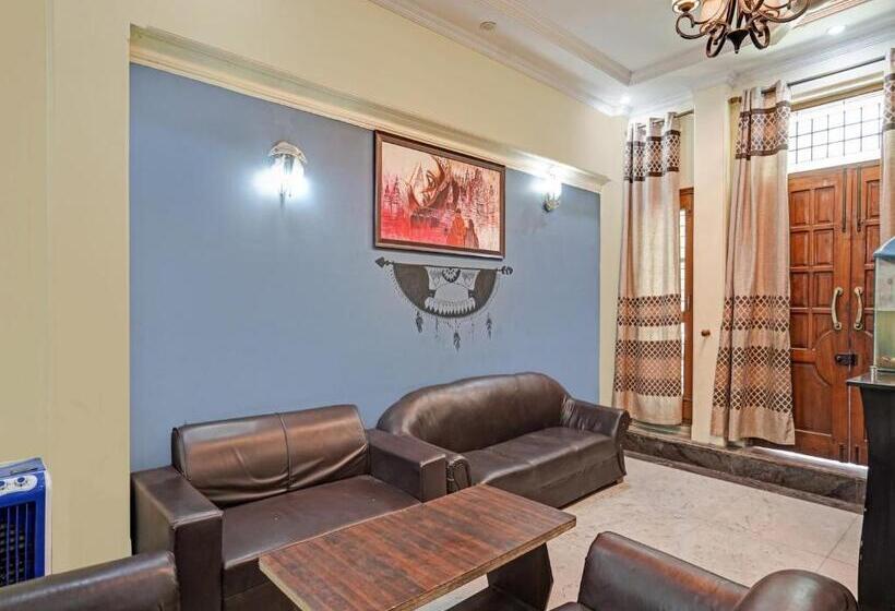 Hotel Oyo Flagship 81208 The Moonlight Residency